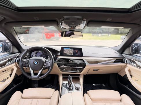 Used 2018 BMW 540i image 28
