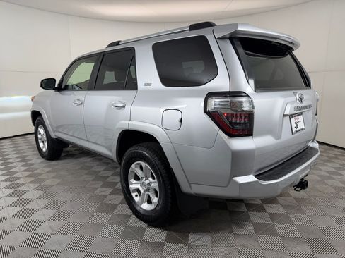 Used 2024 Toyota 4Runner SR5 AWD/4WD image 3