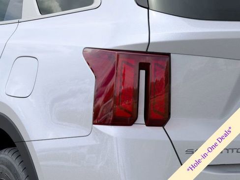 New 2026 Kia Sorento LX image 11