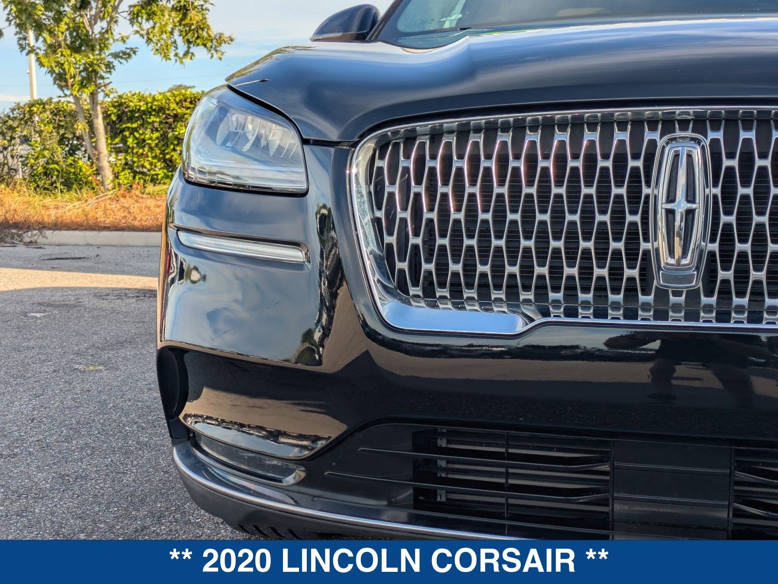 Used 2020 Lincoln Corsair Reserve w/ Elements Package FWD image 10
