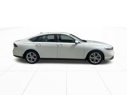 Certified 2023 Honda Accord LX image 10
