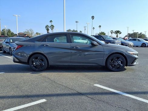 New 2026 Hyundai Elantra SEL Sport image 5