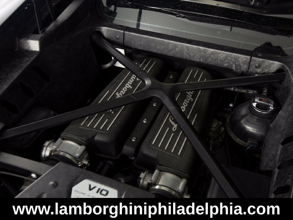 Used 2015 Lamborghini Huracan LP 610-4 AWD/4WD image 52