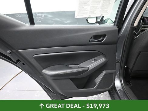 Used 2024 Nissan Altima 2.5 SV image 27