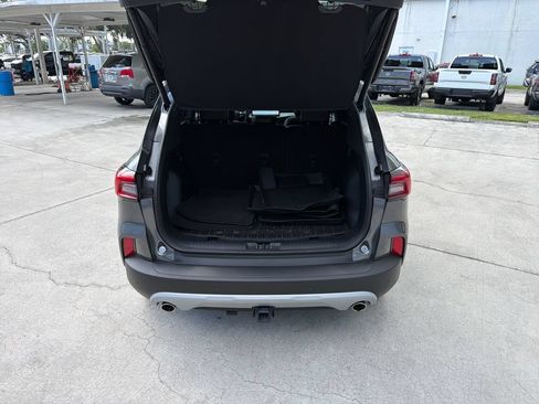 Used 2024 Ford Escape Platinum w/ Class II Trailer Tow Package AWD/4WD image 35