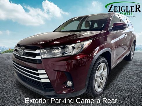 Used 2018 Toyota Highlander Limited AWD/4WD image 9