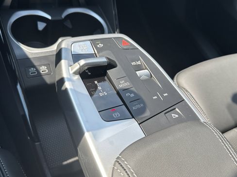 Used 2026 BMW X2 xDrive28i w/ Technology Package image 24