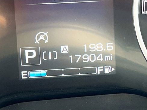 Used 2024 Subaru Forester Premium image 12