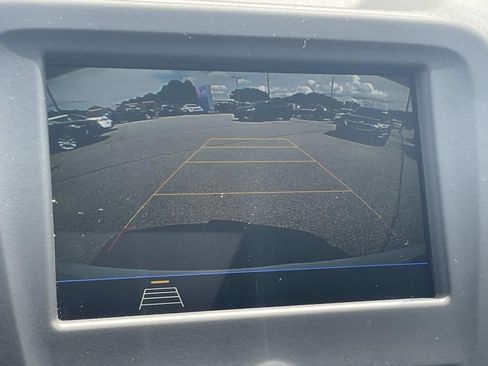 Used 2019 Chevrolet Equinox LT FWD image 20