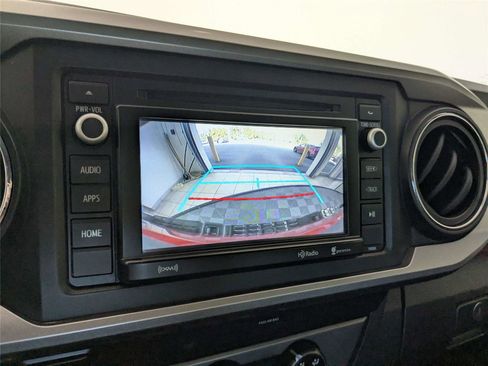 Used 2019 Toyota Tacoma SR5 image 22