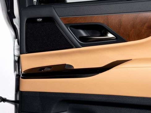 Used 2025 Lexus LX 600 4WD w/ Accessory Package (2T) image 71