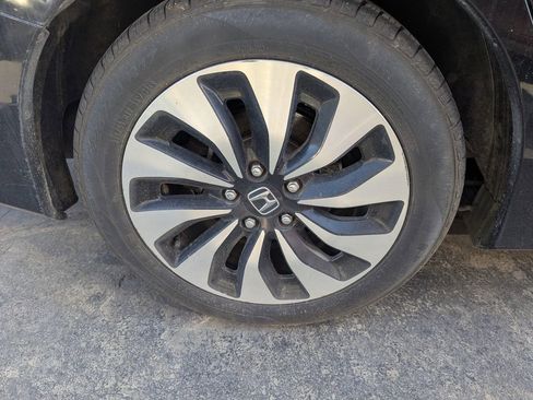 Used 2014 Honda Accord Hybrid Sedan image 8