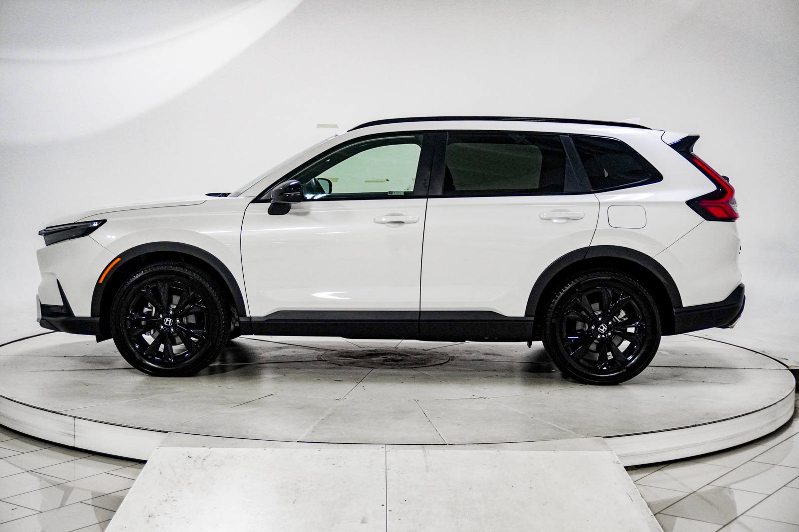 Used 2026 Honda CR-V Sport Touring image 5