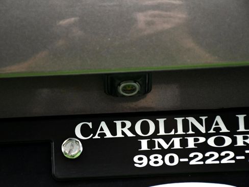 Used 2019 Kia Sorento LX image 12