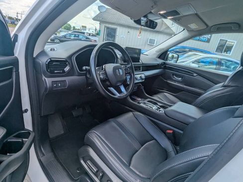 Used 2023 Honda Pilot EX-L image 17
