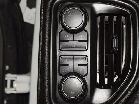 Used 2025 Chevrolet Silverado 2500 Custom w/ Custom Value Package image 40