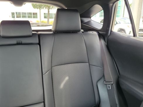 Used 2023 Toyota Venza Limited AWD/4WD image 22