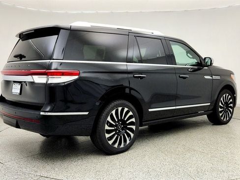 Used 2022 Lincoln Navigator Black Label AWD/4WD image 5