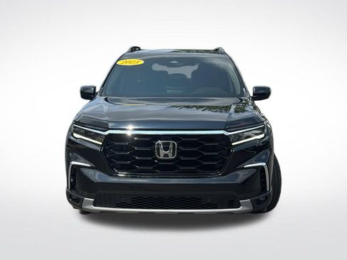 Used 2023 Honda Pilot Touring image 2