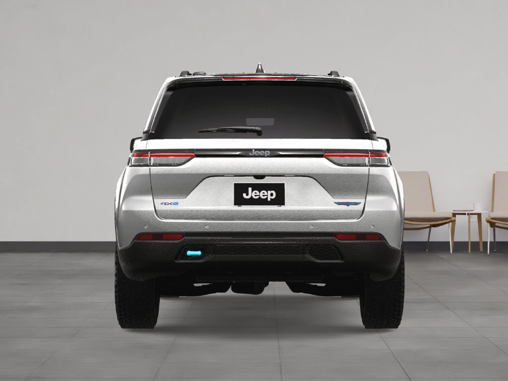 New 2024 Jeep Grand Cherokee Trailhawk w/ Advanced Protech Group II AWD/4WD image 11