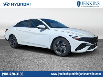 New 2025 Hyundai Elantra SEL w/ Cargo Package