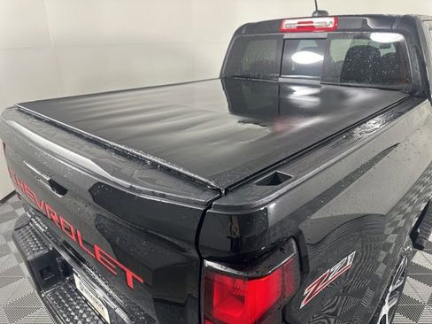 Used 2024 Chevrolet Colorado Z71 w/ Z71 Convenience Package 2 image 11