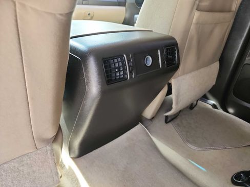 Used 2011 Toyota Tundra 2WD CrewMax w/ Tow Pkg image 26