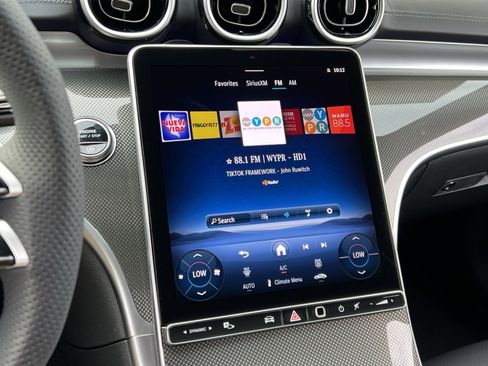 New 2025 Mercedes-Benz C 300 4MATIC Sedan image 16