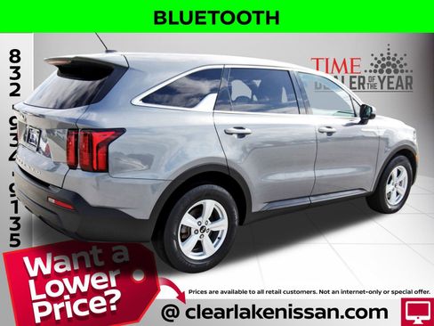Used 2021 Kia Sorento LX image 7