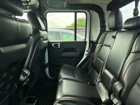Used 2020 Jeep Gladiator Rubicon AWD/4WD image 23