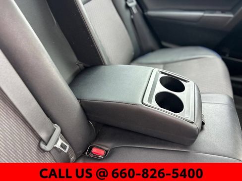 Used 2019 Toyota Corolla SE w/ Body Protection Package FWD image 10