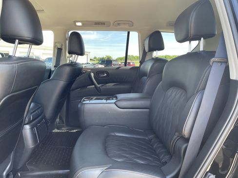 Used 2024 Nissan Armada Platinum w/ Captain's Chairs Package RWD image 41
