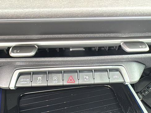 Used 2026 Audi Q3 quattro 2.0T AWD/4WD image 20