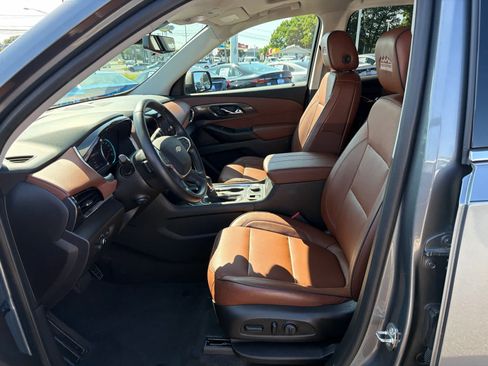 Certified 2021 Chevrolet Traverse High Country AWD/4WD image 8