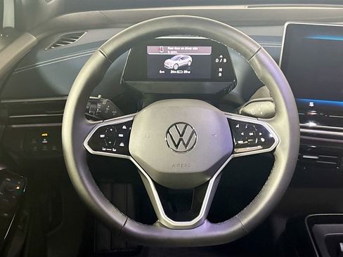 New 2025 Volkswagen ID.4 Pro S Plus image 13
