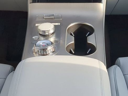 New 2026 Genesis GV70 2.5T Advanced image 17