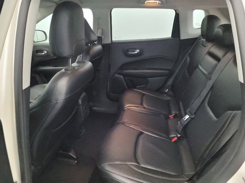 Used 2018 Jeep Compass Limited AWD/4WD image 18