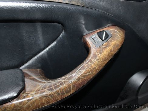 Used 2004 BMW 325Ci Coupe image 20