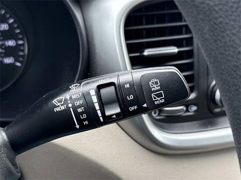 Certified 2018 Kia Sorento LX image 25