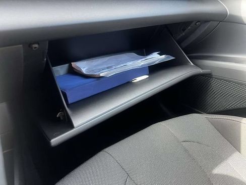 Certified 2026 Hyundai Elantra SE FWD image 33