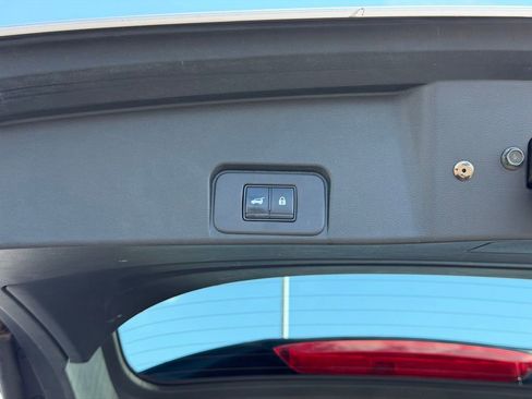 Used 2021 Nissan Rogue SL FWD image 47