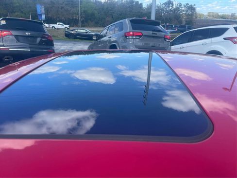 Used 2015 Dodge Challenger SXT Plus w/ Driver Convenience Group image 11