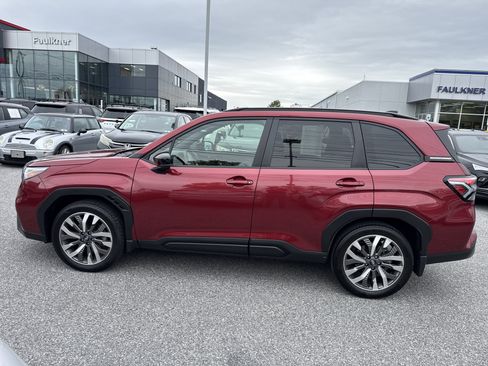 Certified 2025 Subaru Forester Touring AWD/4WD image 24