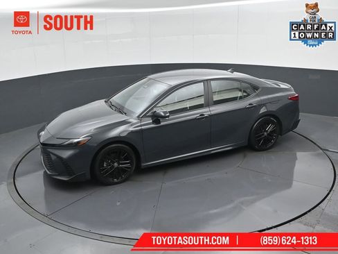 Used 2025 Toyota Camry SE FWD image 50