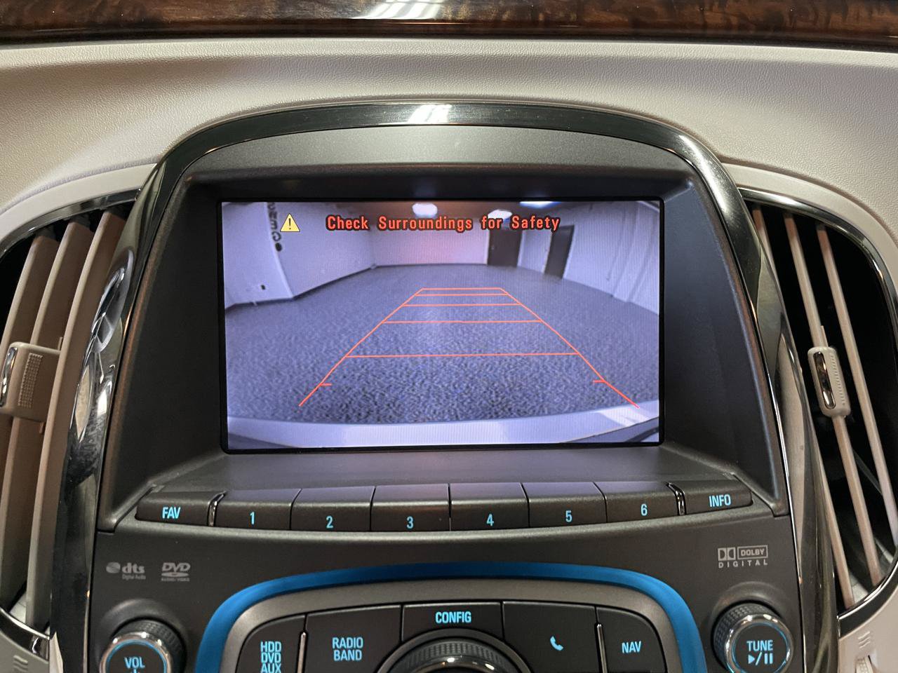 Used 2010 Buick LaCrosse CXL w/ Luxury Package AWD/4WD image 24