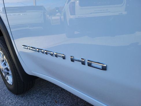 New 2025 GMC Sierra 2500 SLE w/ SLE Convenience Package image 9