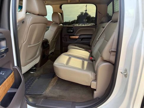 Used 2015 Chevrolet Silverado 1500 LTZ Z71 w/ LTZ Plus Package image 18