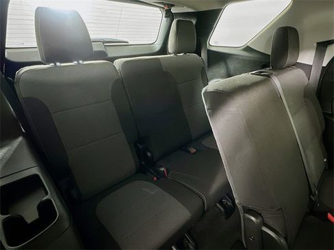 Used 2018 Chevrolet Traverse LT image 9