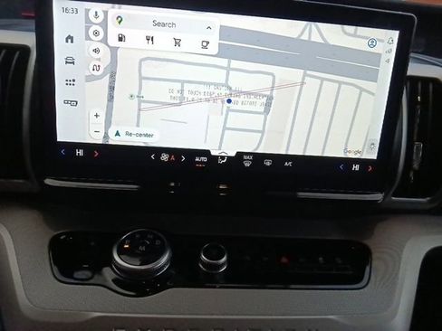 New 2026 Ford Expedition Active image 22