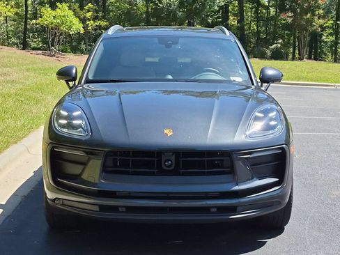 Certified 2026 Porsche Macan AWD/4WD image 27
